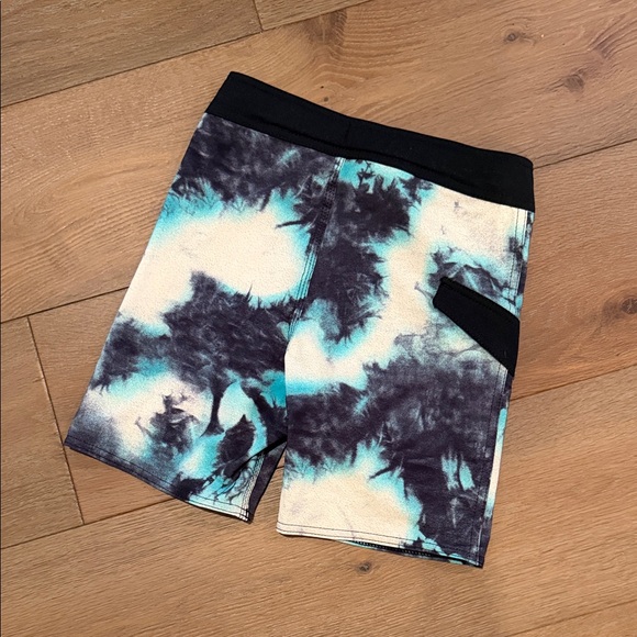 Volcom Aqua and Black Tie-Dye Shorts - Picture 3 of 3